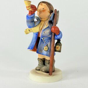 Hummel 15/0 Hear Ye Hear Ye Boy with Lantern Horn TMK-6 Germany 1970-90